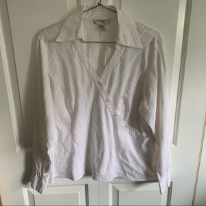 Nine West Woman White Asymmetric Button Down